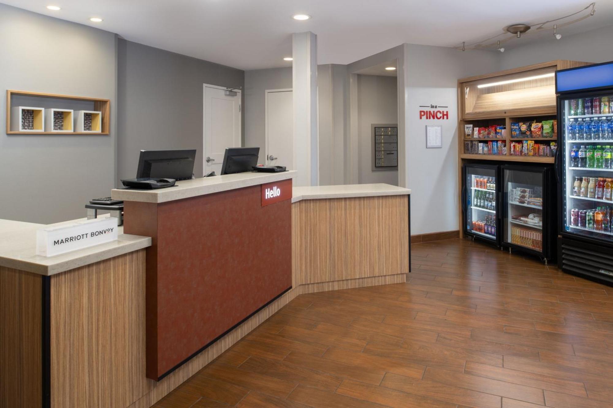 Towneplace Suites By Marriott Olympia Exterior photo