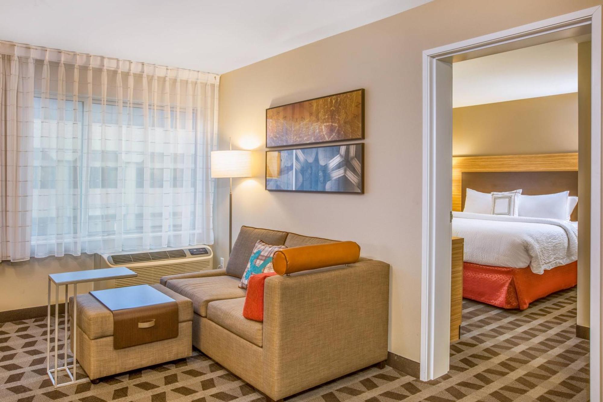 Towneplace Suites By Marriott Olympia Exterior photo
